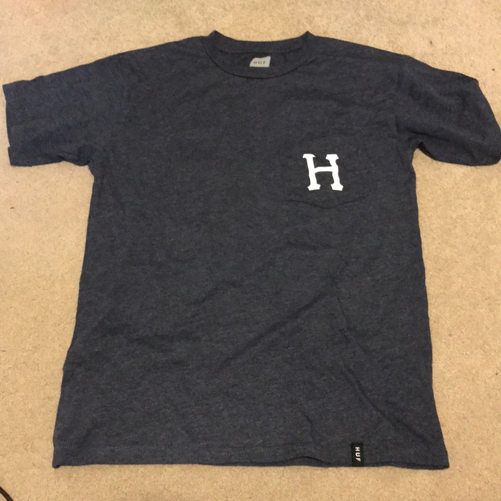 HUF t shirt